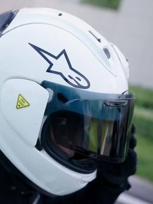 Identitas Rahasia di Balik ID Pekerja