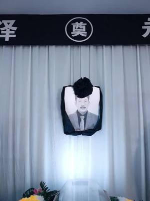 凤凰女王归来
