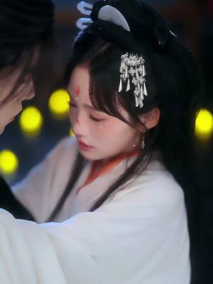 Dawn in the Court: Reborn for Royal Love