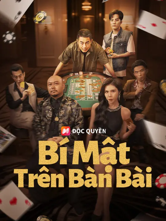 Bí Mật Trên Bàn Bài