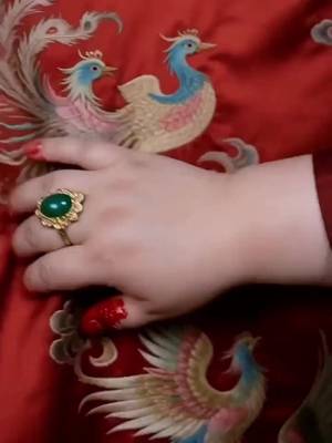 Putri mahkota super kuat